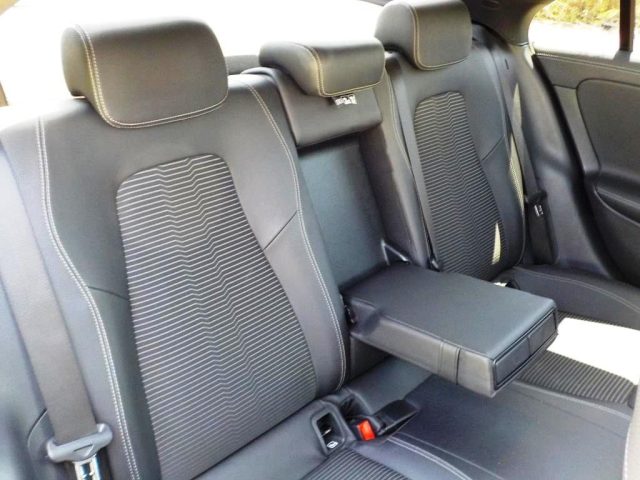 MERCEDES-BENZ CLA 180 usata 61