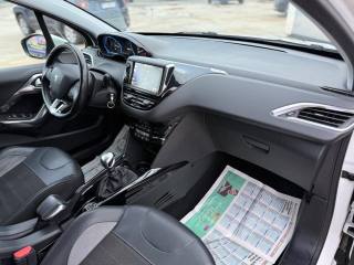 PEUGEOT 2008 usata 25