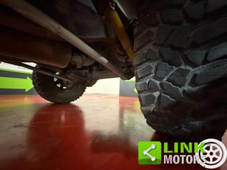 LAND ROVER Defender usata 23