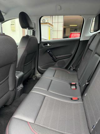 PEUGEOT 2008 usata, con Cruise Control