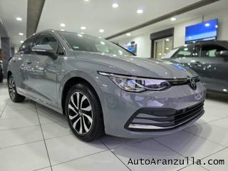 VOLKSWAGEN Golf usata, con Touch screen
