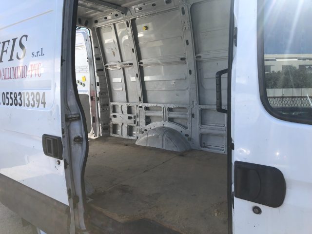 IVECO Daily usata 8