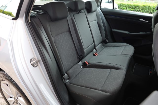 VOLKSWAGEN Golf Variant usata 109