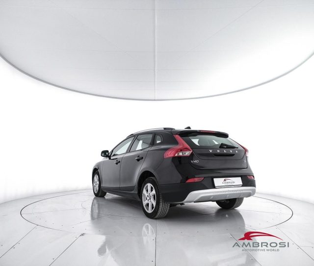 VOLVO V40 usata 3