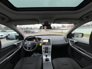 VOLVO XC60 usata, con Tettuccio apribile