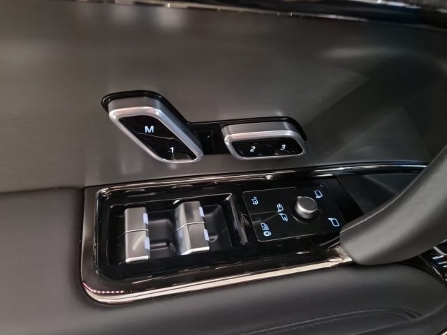 LAND ROVER Range Rover Sport usata, con Park Distance Control