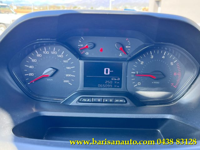 PEUGEOT Partner usata, con Sistema di navigazione