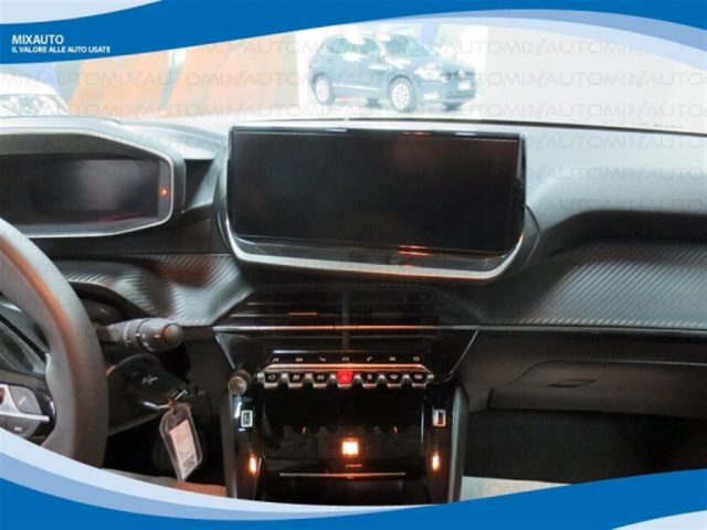 PEUGEOT 208 usata, con Autoradio