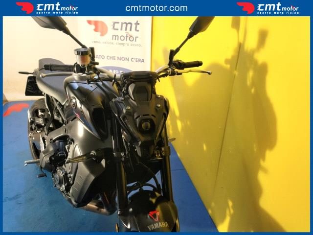 YAMAHA MT-09 usata 7