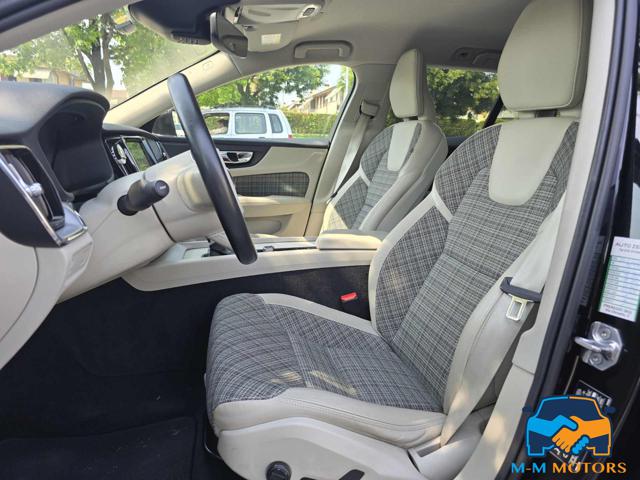 VOLVO V60 usata, con Interni in pelle