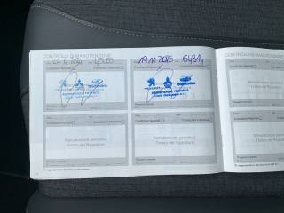 PEUGEOT 5008 usata, con Sistema di navigazione