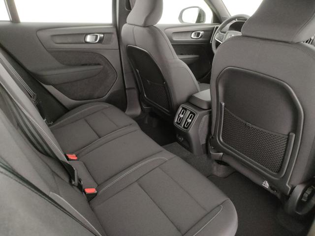 VOLVO C40 usata, con USB