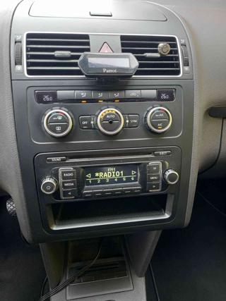 VOLKSWAGEN Touran usata, con Cruise Control
