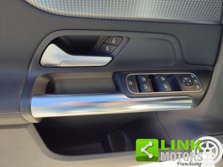 MERCEDES-BENZ GLA 200 usata 21