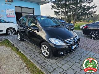 MERCEDES-BENZ A 160 usata, con Chiusura centralizzata