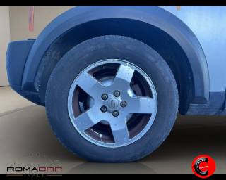 LAND ROVER Discovery usata 17