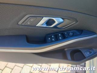 BMW 320 usata 32