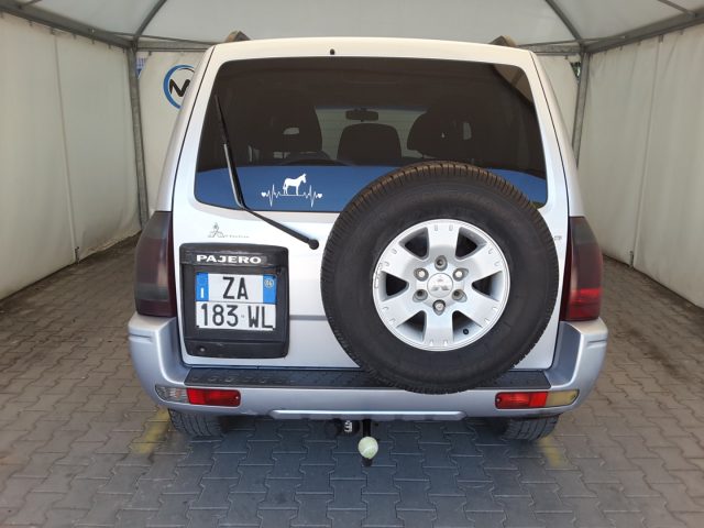 MITSUBISHI Pajero usata, con Servosterzo