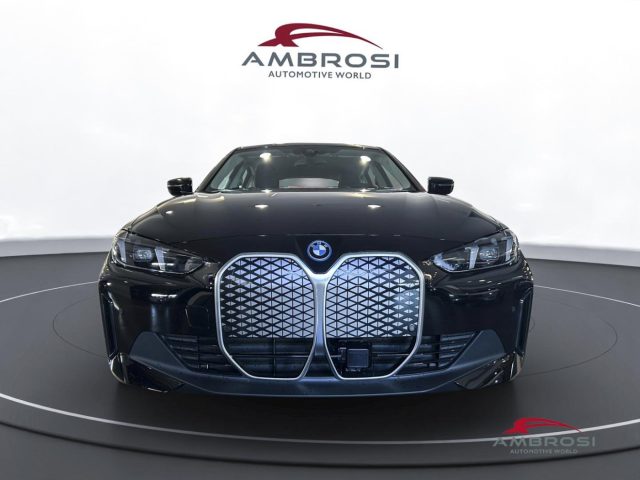 BMW i4 usata 6