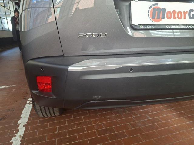 PEUGEOT 2008 usata, con Volante multifunzione