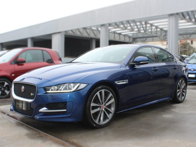 JAGUAR XE usata, con Airbag laterali