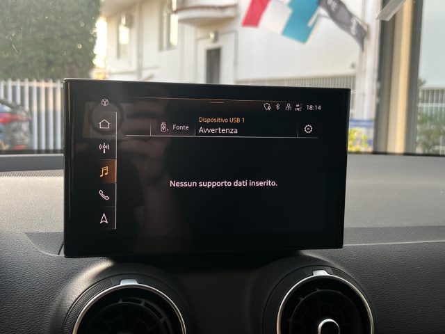 AUDI Q2 usata, con Park Distance Control