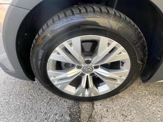 VOLKSWAGEN Passat Alltrack usata, con Bracciolo