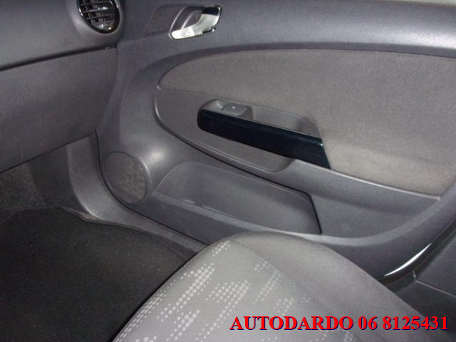OPEL Corsa usata, con Fendinebbia