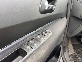 PEUGEOT 5008 usata, con Autoradio
