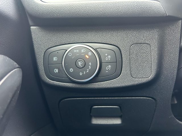 FORD Focus usata, con Servosterzo