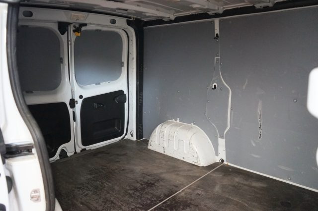 RENAULT Trafic usata, con Park Distance Control