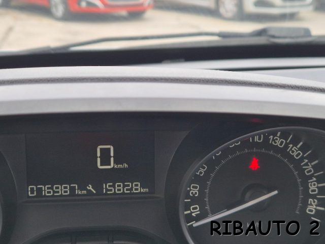 PEUGEOT 208 usata, con Airbag