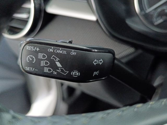 SKODA Fabia usata, con Sensori di parcheggio posteriori