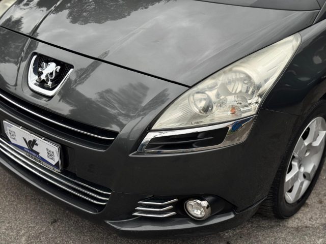 PEUGEOT 5008 usata, con Cerchi in lega