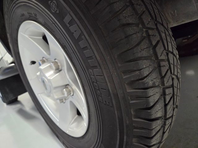 LAND ROVER Defender usata 13