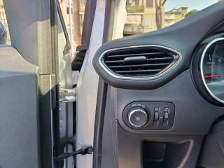 OPEL Crossland usata, con Controllo automatico clima