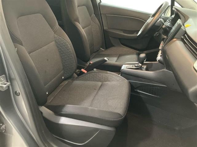 RENAULT Clio usata, con Fari LED