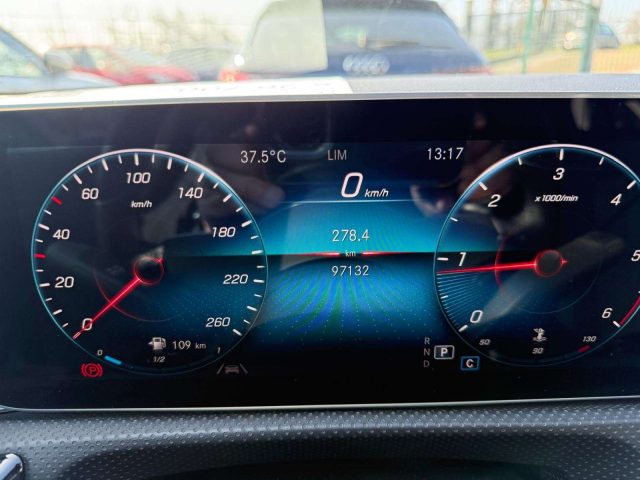 MERCEDES-BENZ A 220 usata, con Chiusura centralizzata