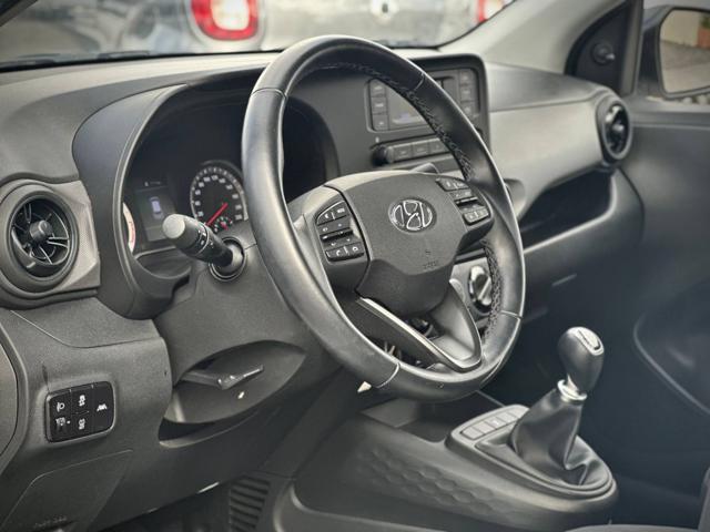 HYUNDAI i10 usata, con Sedile posteriore sdoppiato