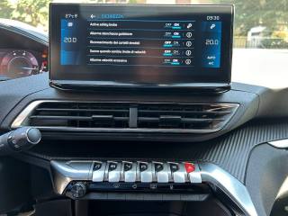 PEUGEOT 5008 usata, con Climatizzatore