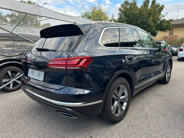 VOLKSWAGEN Touareg usata, con Antifurto