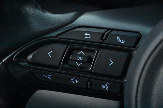 TOYOTA Yaris usata, con Touch screen