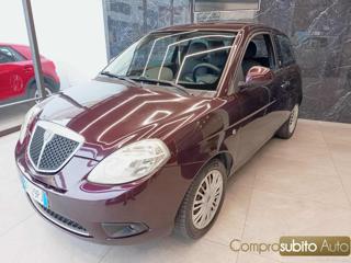 LANCIA Ypsilon usata, con Airbag