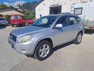 TOYOTA RAV 4 MY23 usata 29