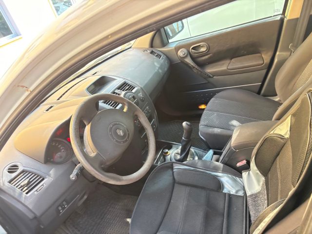 RENAULT Megane usata, con Autoradio