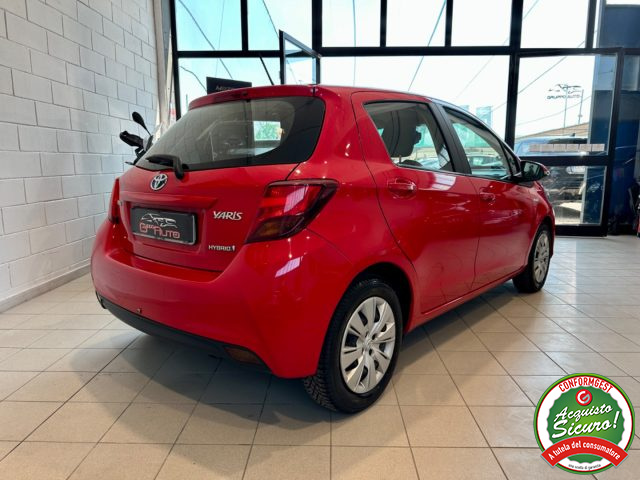 TOYOTA Yaris usata, con Alzacristalli elettrici