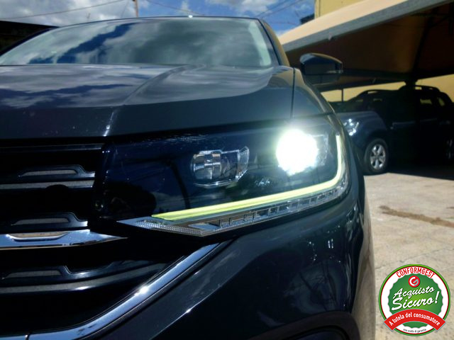 VOLKSWAGEN T-Cross usata, con MP3