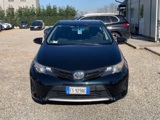 TOYOTA Auris usata, con Airbag