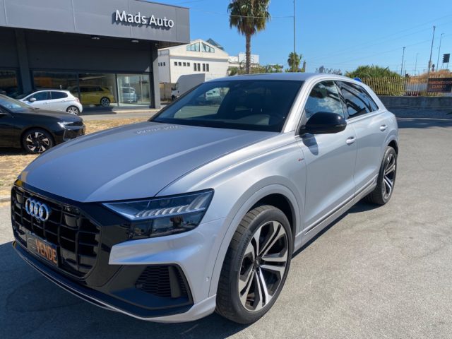 AUDI Q8 usata, con Airbag