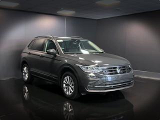 VOLKSWAGEN Tiguan usata, con Airbag laterali